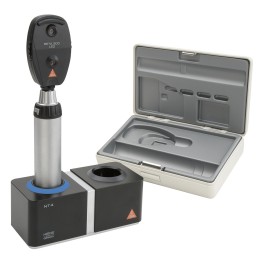 HEINE BETA 200 LED Ophthalmoskop mit Tisch-Ladestation